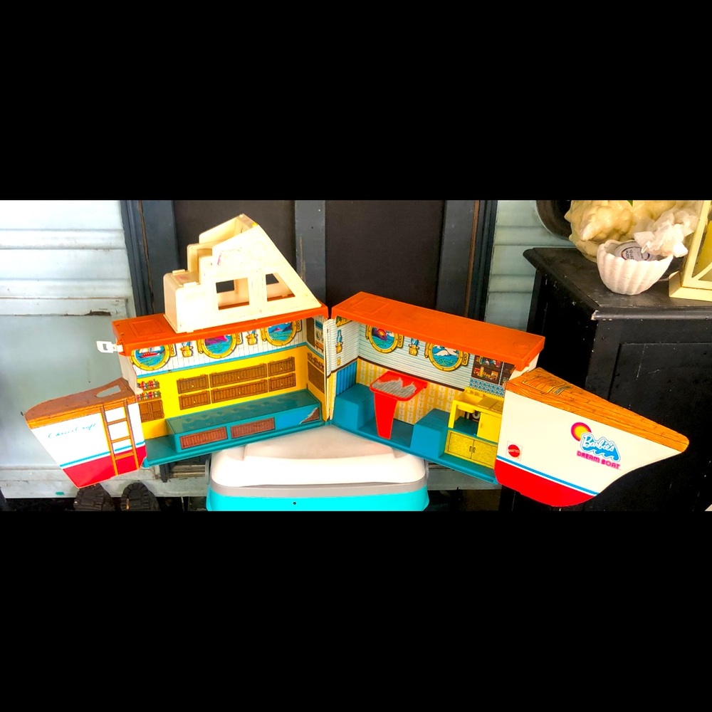 Vintage Barbie’s Dream Boat❗️Fold up Barbie Chris Craft Fun Ship❗️🛍🥰 Mattel
